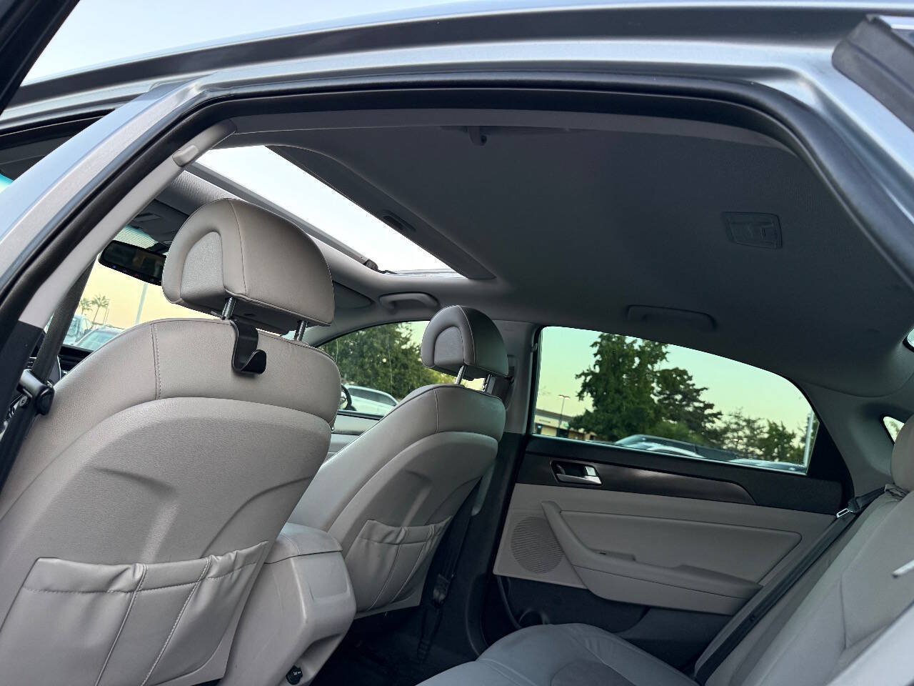 Used 2016 Hyundai Sonata Sport w/ Option Group 1V FWD image 19