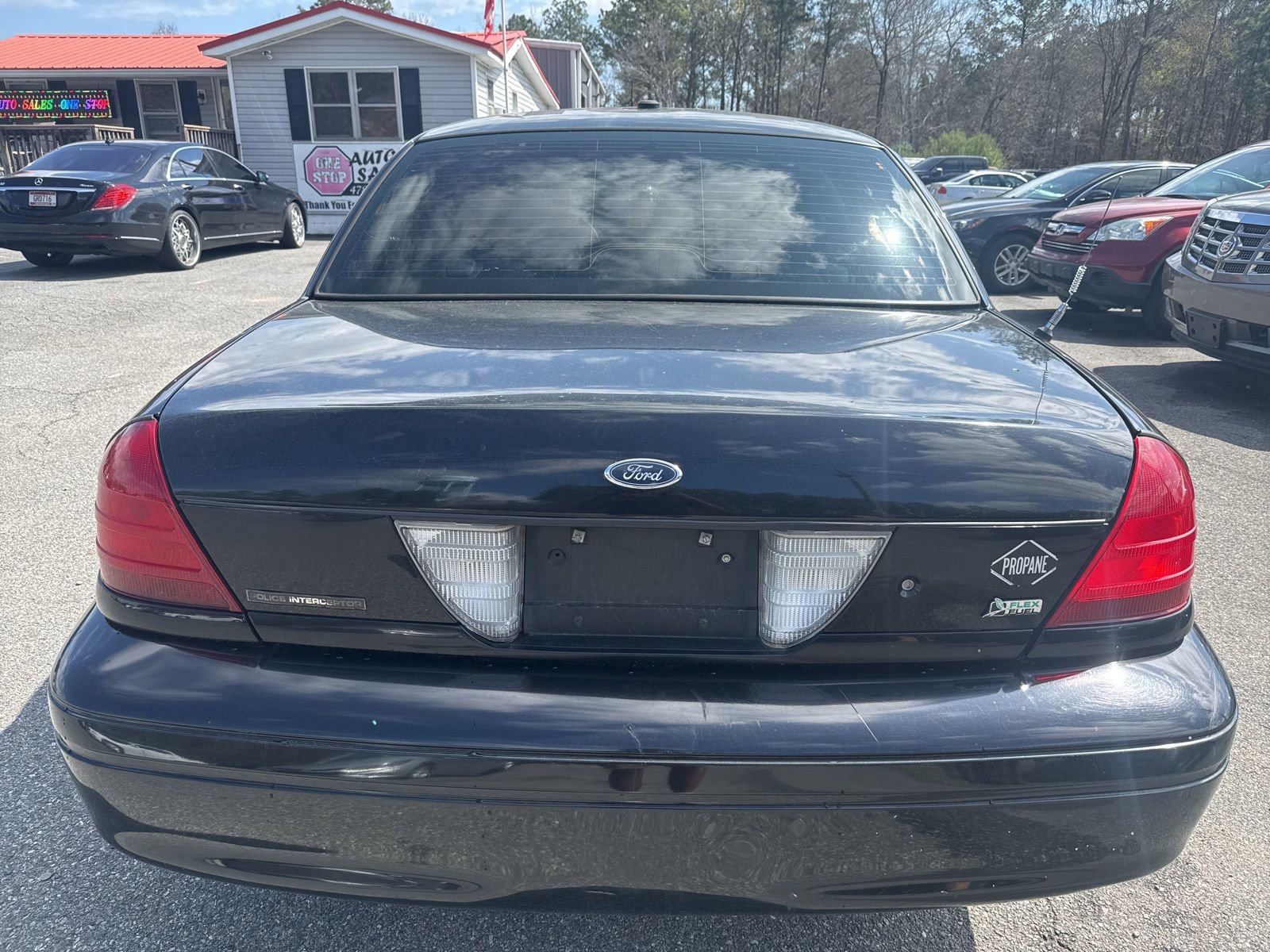 Used 2011 Ford Crown Victoria Police Interceptor RWD image 6