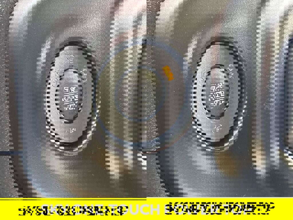 Used 2023 Jeep Wrangler Unlimited Sahara AWD/4WD image 30