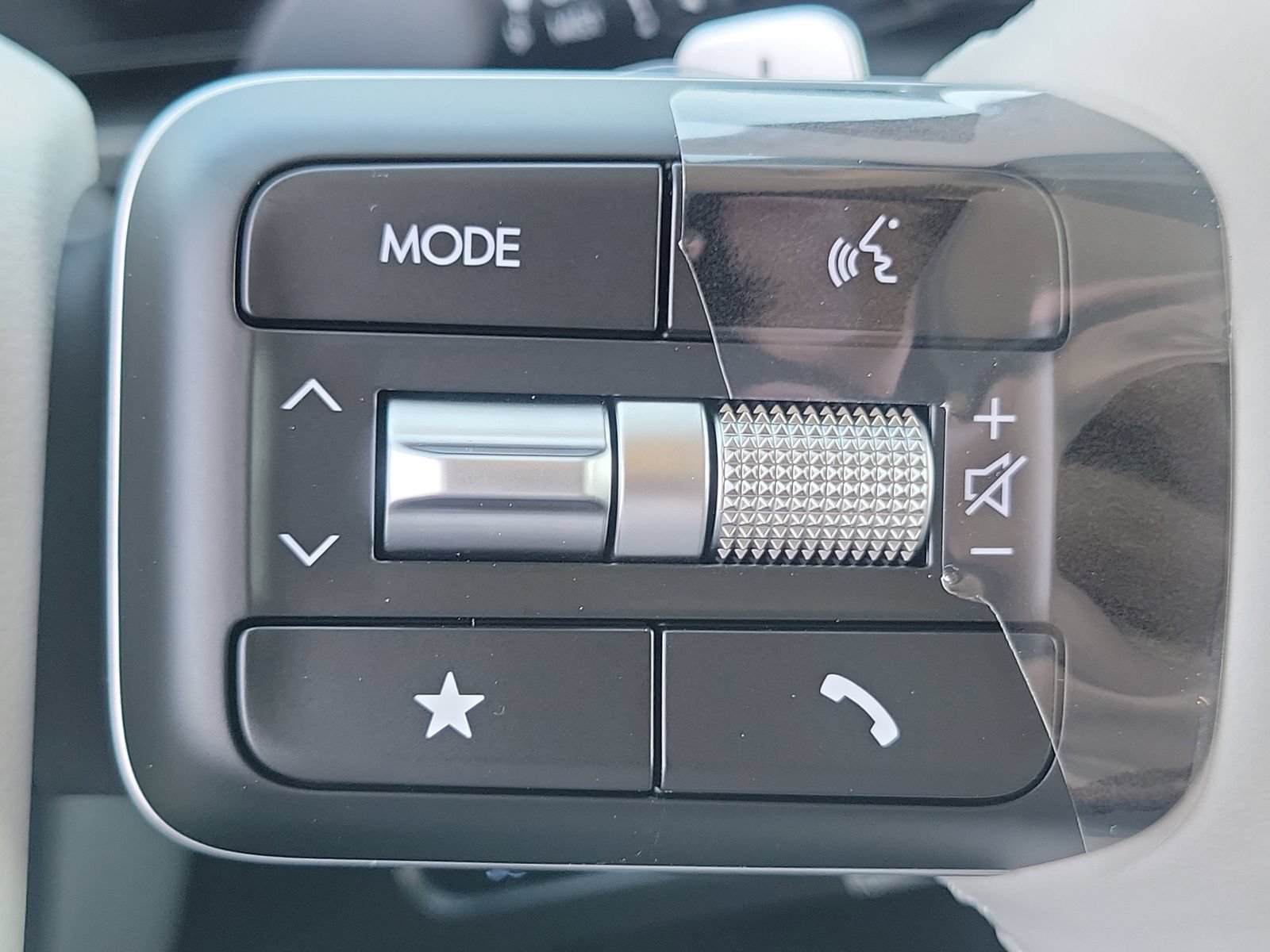 New 2026 Hyundai Santa Fe SEL FWD image 9