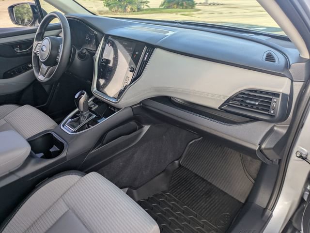 Used 2025 Subaru Outback Premium image 23