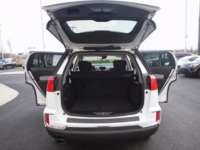 Used 2017 GMC Terrain SLE w/ Driver Alert Package I AWD/4WD image 5