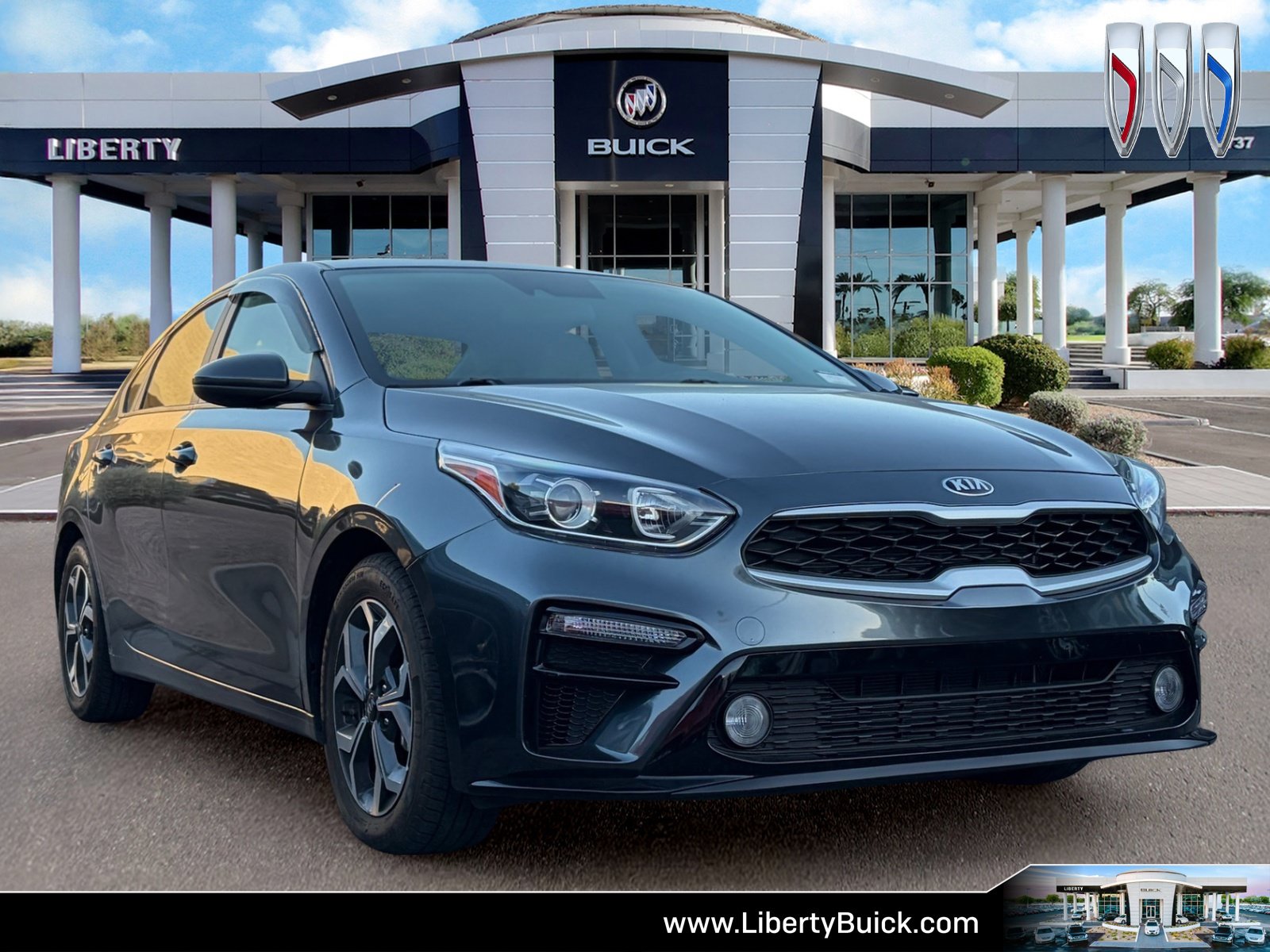 Used 2020 Kia Forte LXS FWD image 1
