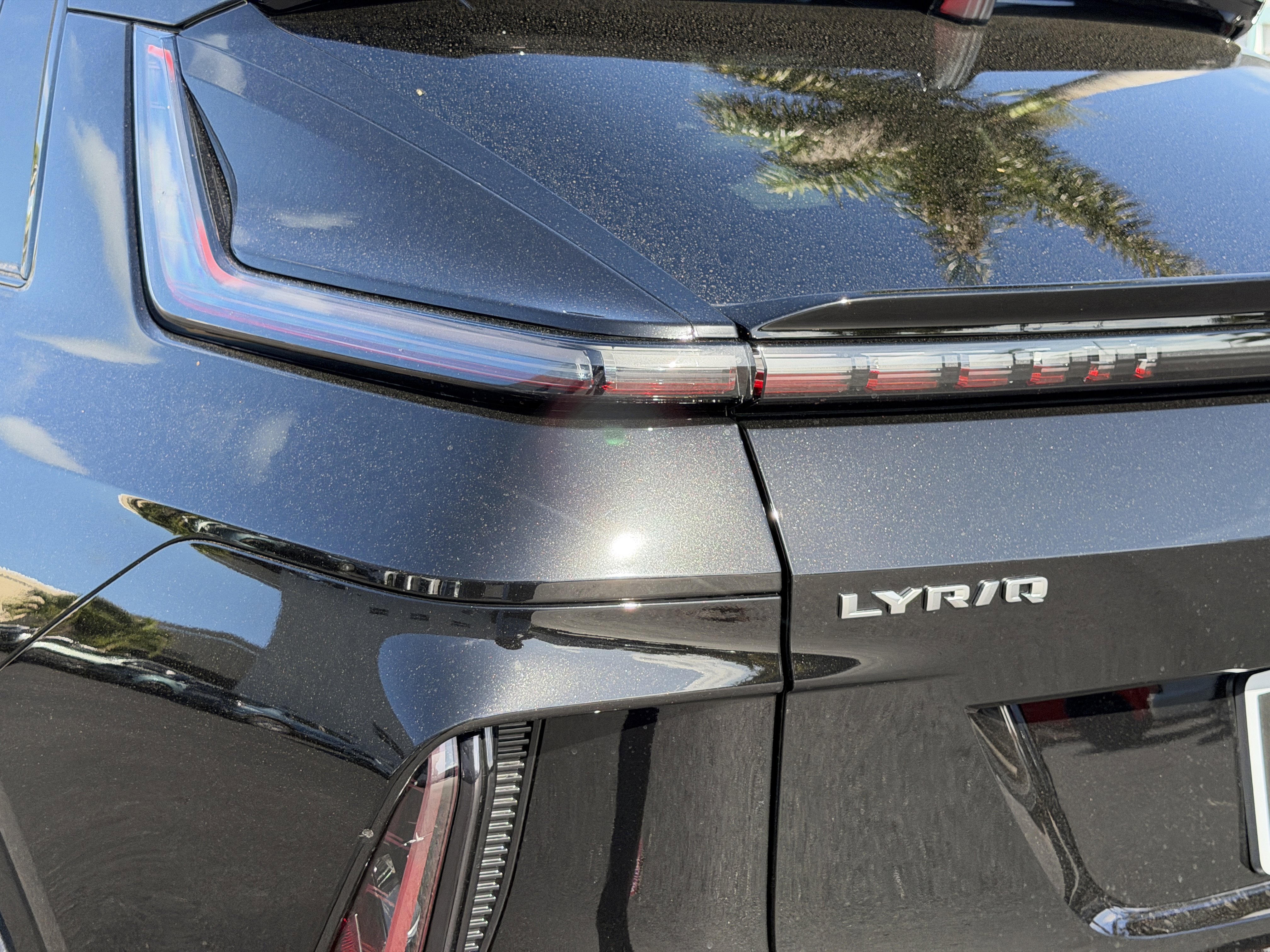 Certified 2026 Cadillac Lyriq V w/ Exterior Carbon Fiber Package image 9
