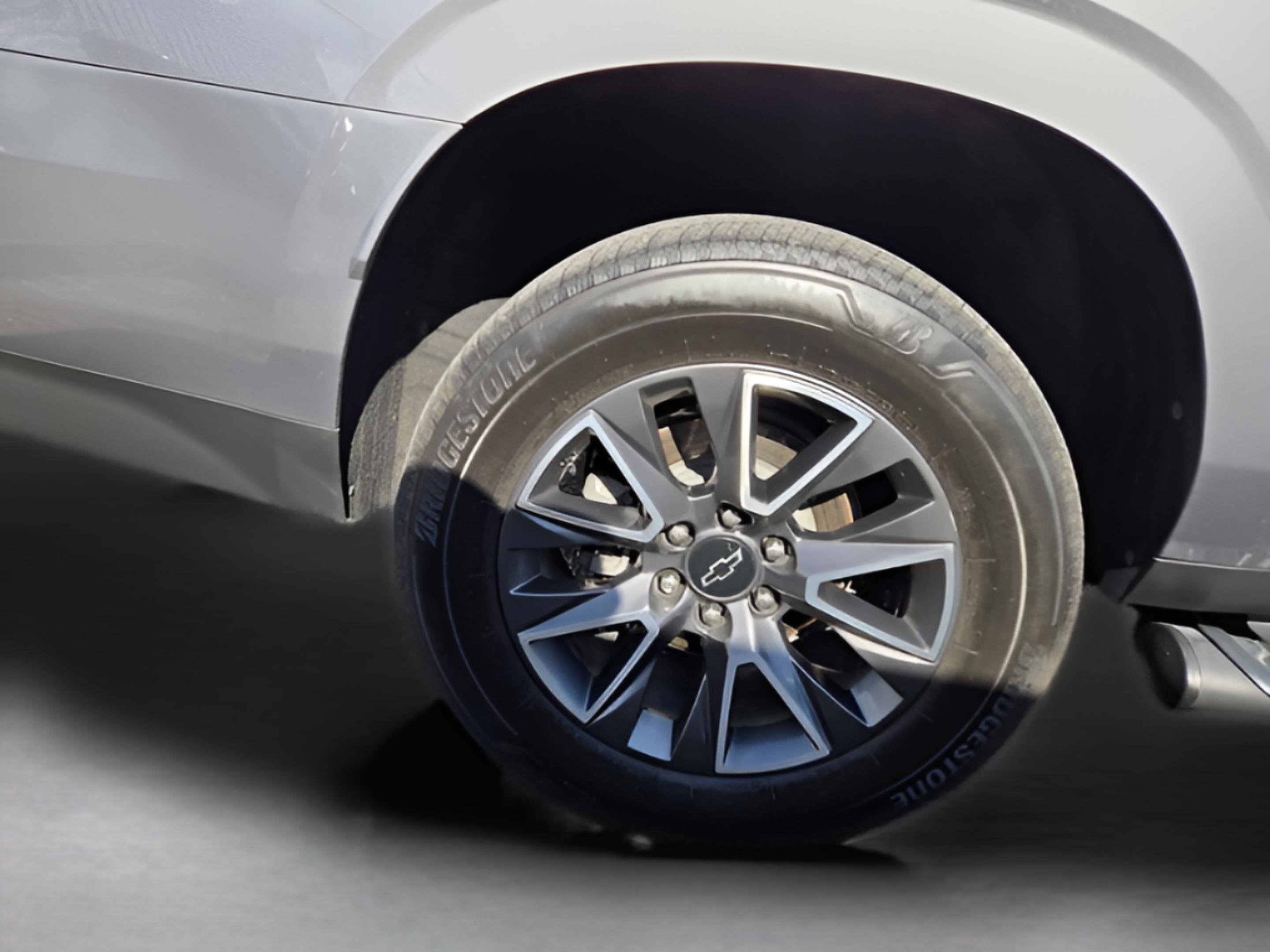 Used 2021 Chevrolet Suburban Z71 w/ Rear Media and Nav Package image 23