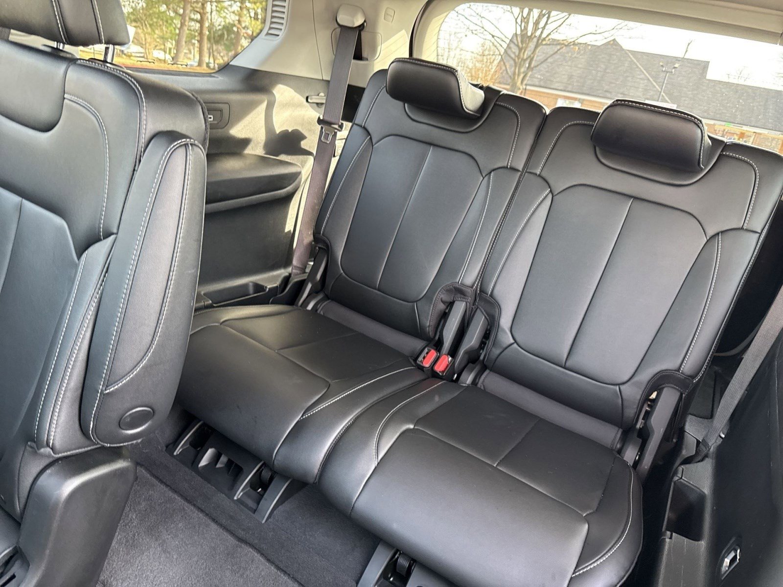 Used 2023 Jeep Grand Cherokee L Limited image 22