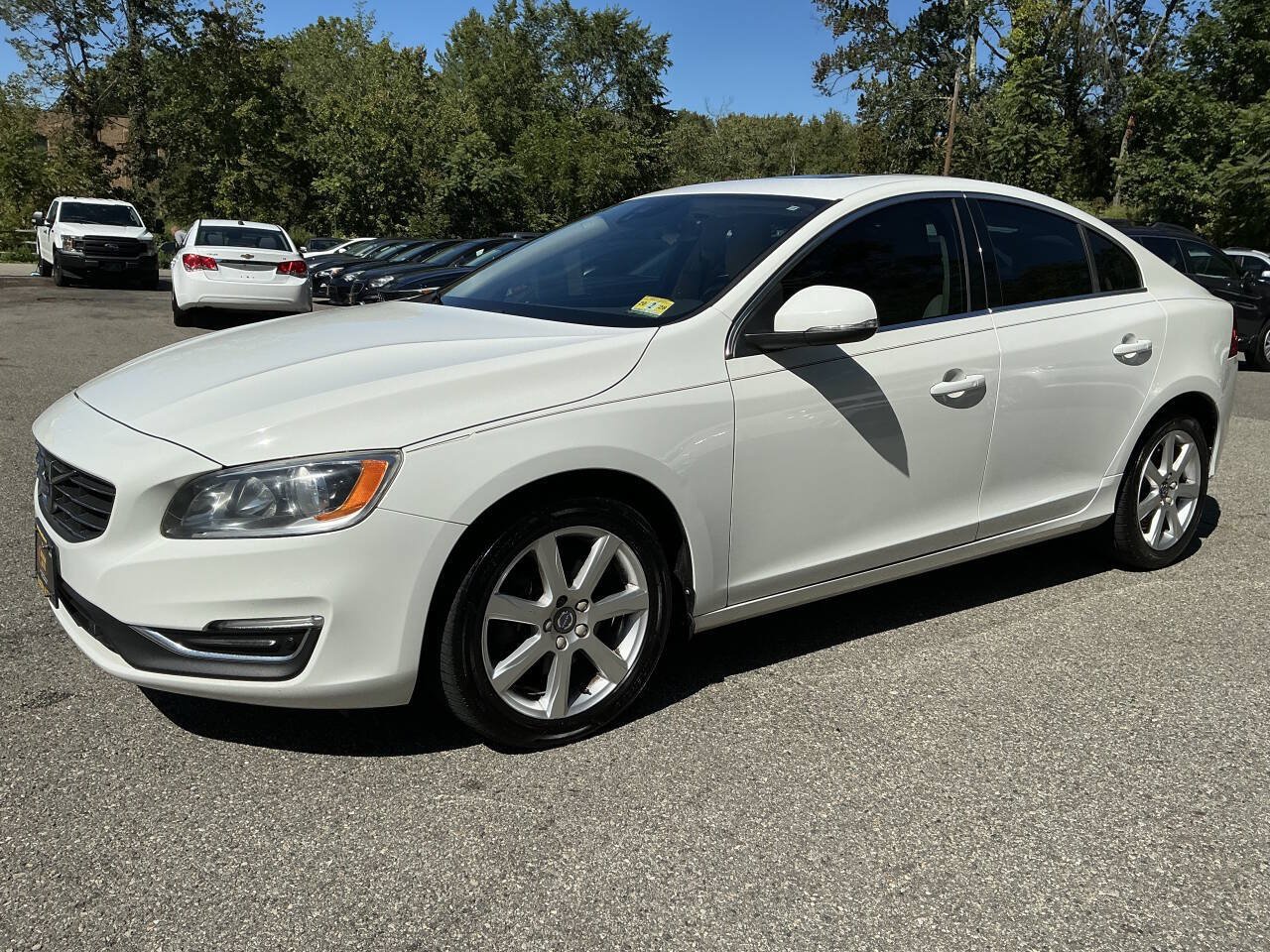 Used 2016 Volvo S60 T5 Premier w/ Convenience Package FWD image 1