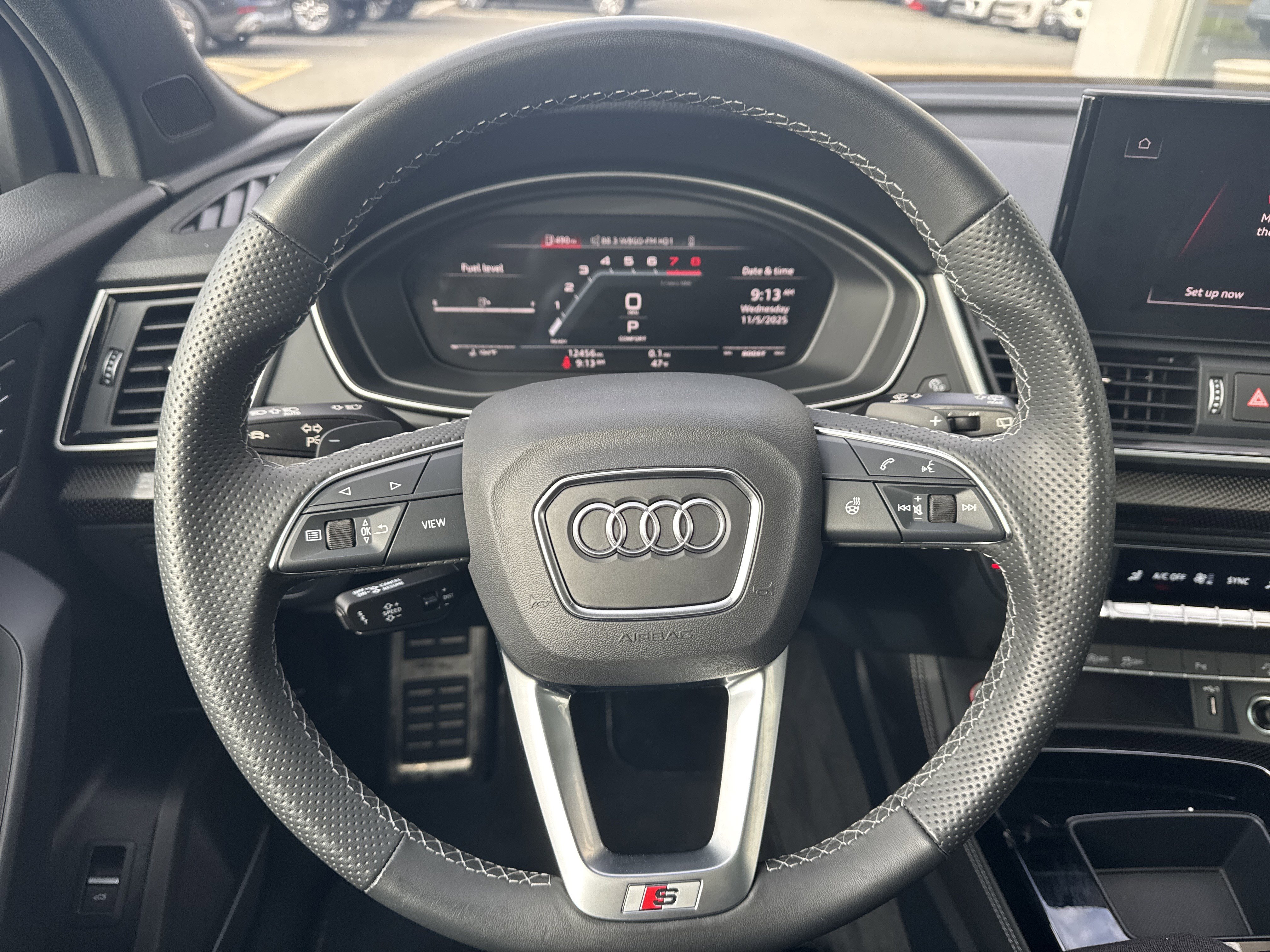 Used 2024 Audi SQ5 Premium Plus w/ Premium Plus Package image 19