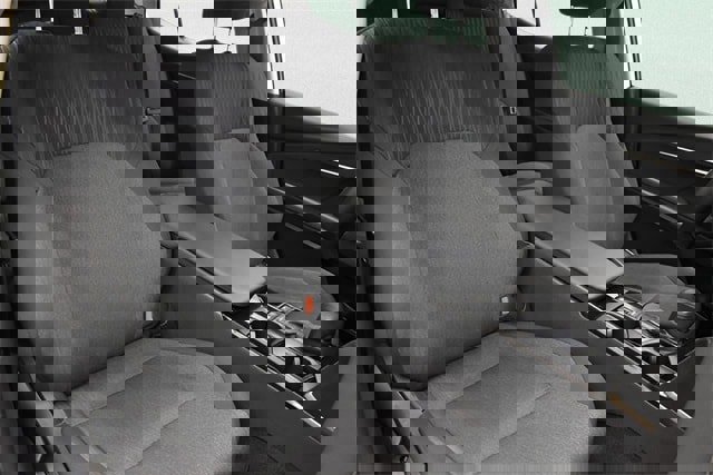 Used 2025 Toyota Camry image 6