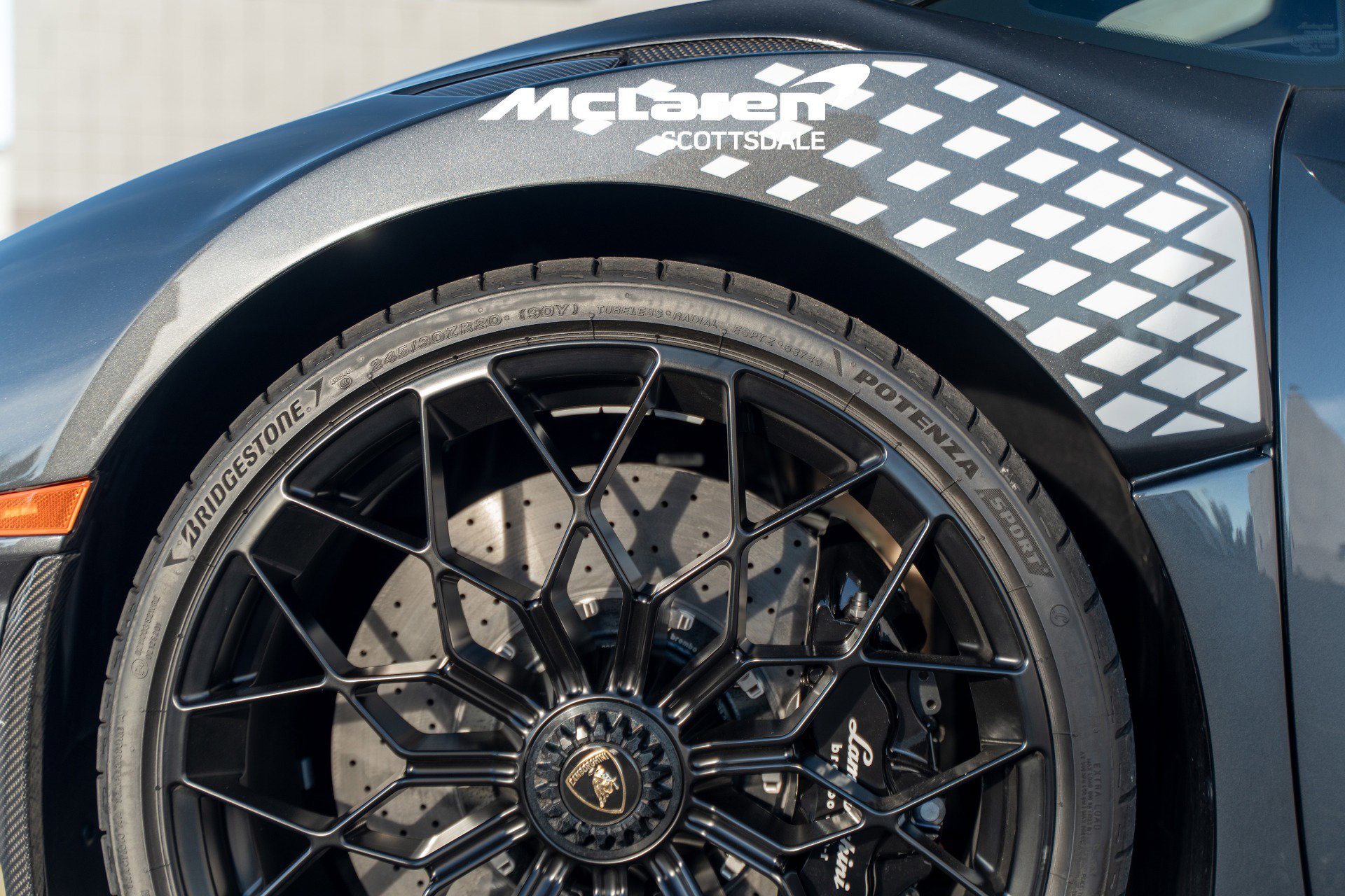 Used 2022 Lamborghini Huracan STO image 16