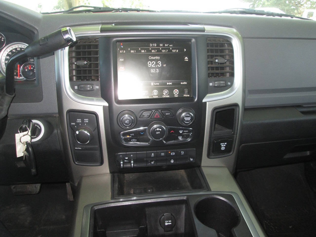 Used 2015 RAM 2500 Big Horn AWD/4WD image 20