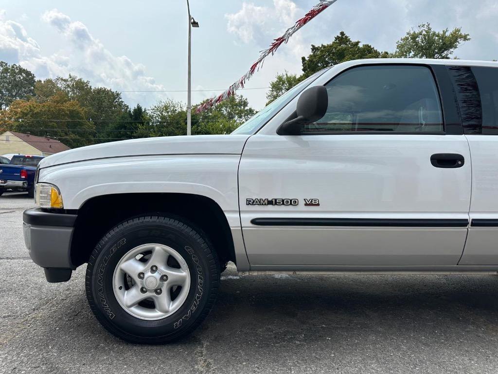Used 1998 Dodge Ram 1500 Truck ST image 8
