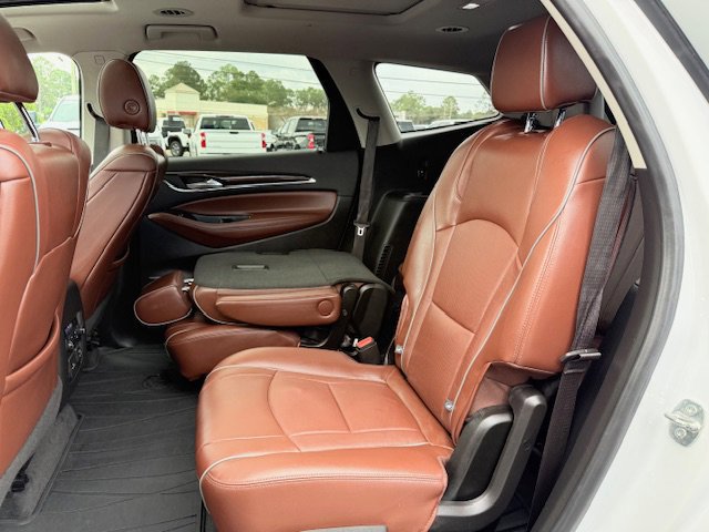Used 2021 Buick Enclave Avenir w/ Avenir Technology Package image 19