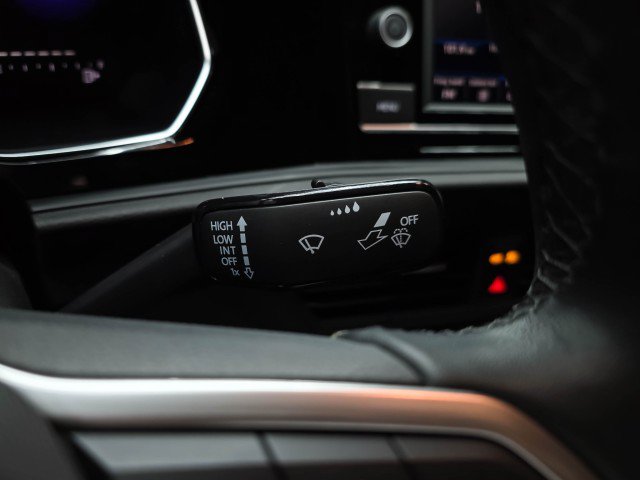 Used 2023 Volkswagen Jetta Sport FWD image 22
