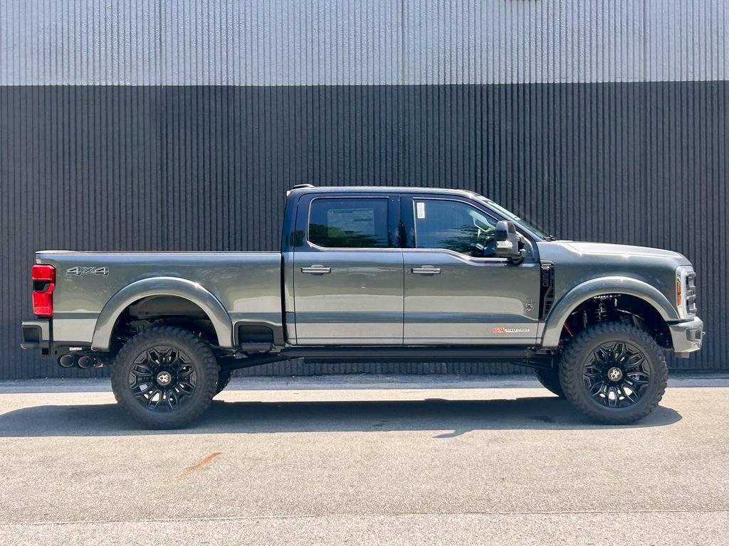 New 2026 Ford F250 Lariat w/ Black Appearance Package AWD/4WD image 8