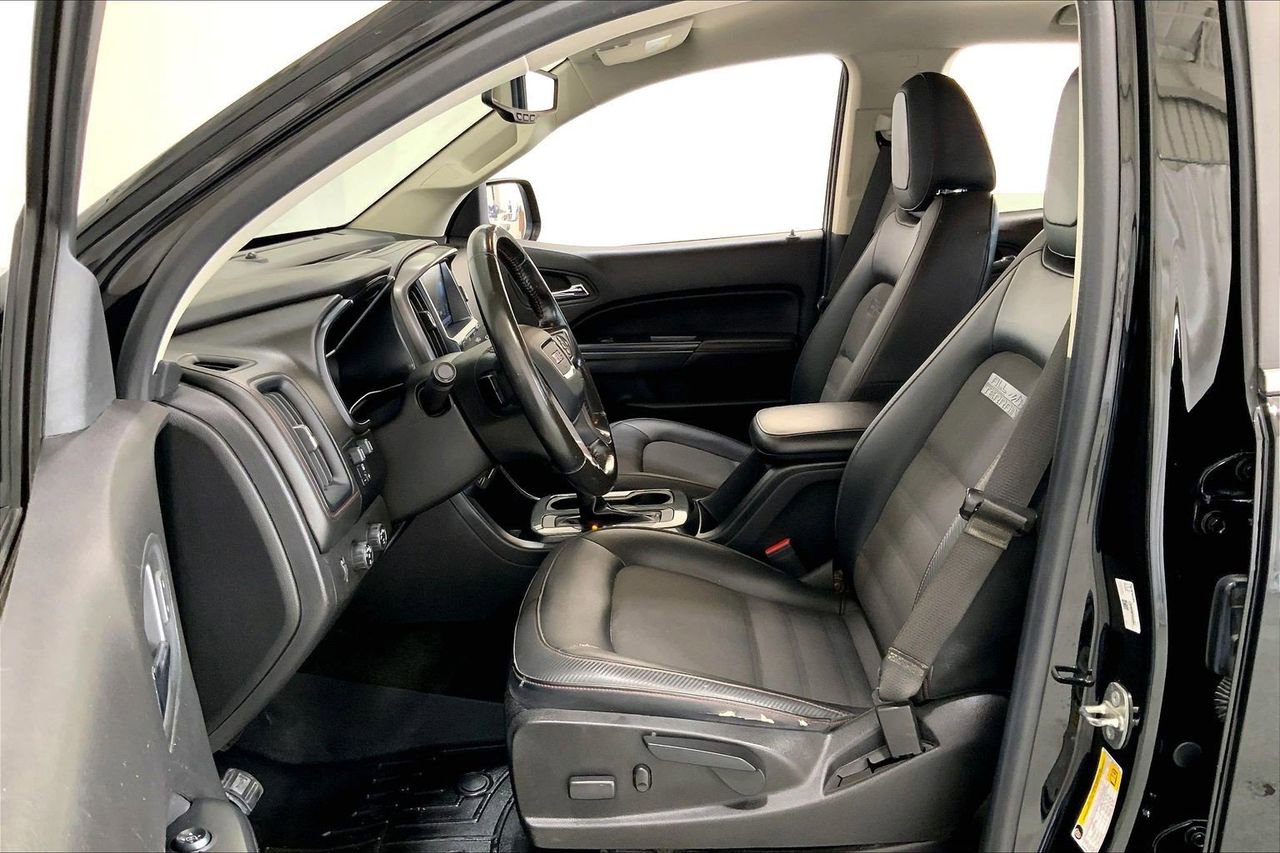 Used 2017 GMC Canyon SLE w/ All Terrain X Package image 18