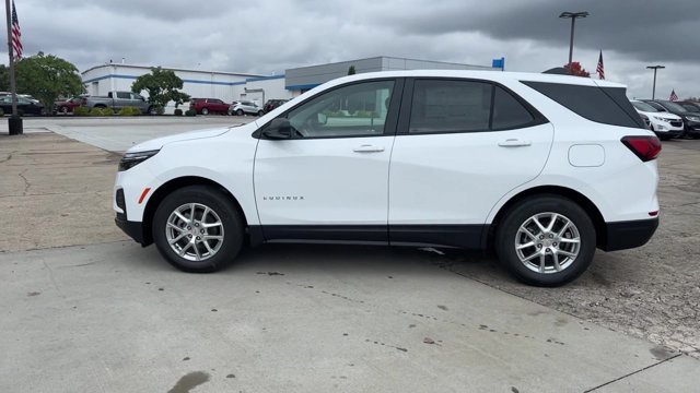 Used 2024 Chevrolet Equinox LS w/ LS Convenience Package FWD image 7