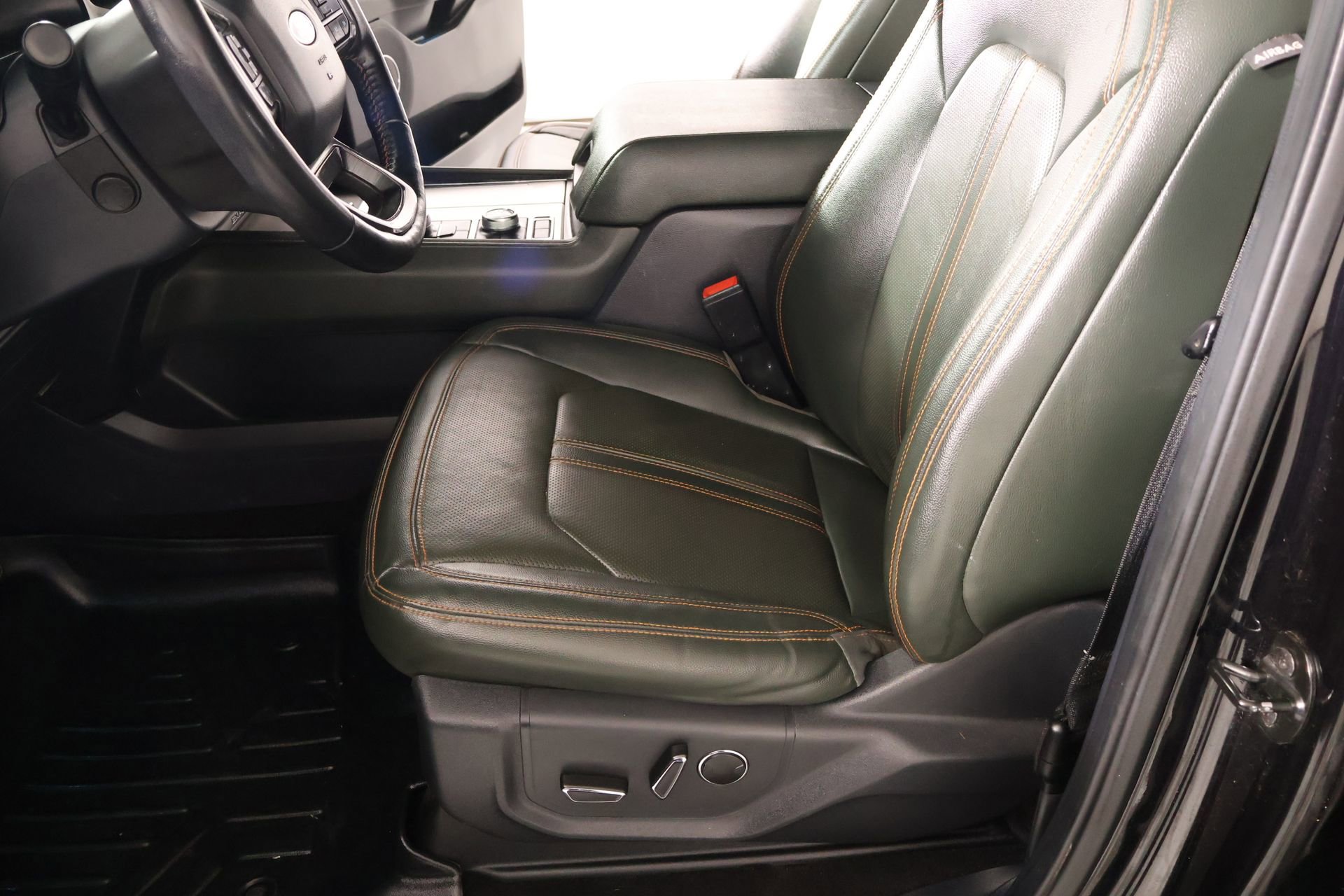Used 2022 Ford Expedition Timberline AWD/4WD image 12