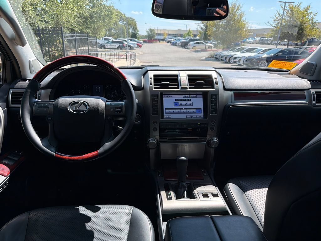 Used 2013 Lexus GX 460 w/ Comfort Plus Pkg AWD/4WD image 32