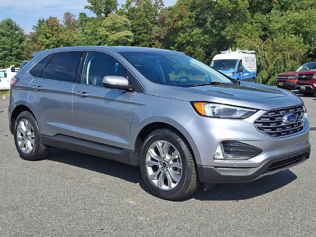 Used 2024 Ford Edge Titanium AWD/4WD image 1