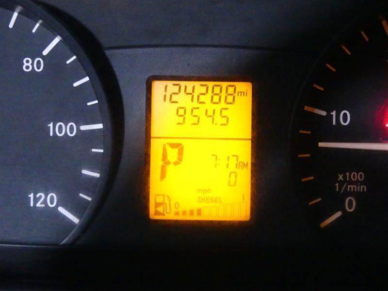 Used 2012 Mercedes-Benz Sprinter 2500 image 25