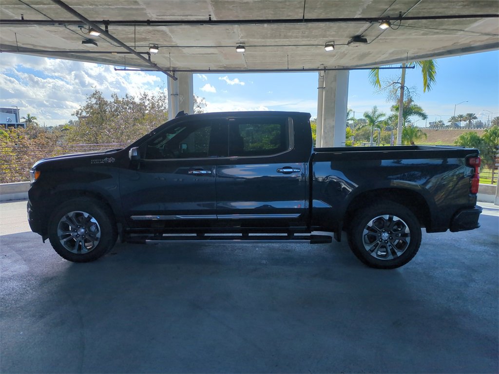 Used 2023 Chevrolet Silverado 1500 High Country w/ Technology Package image 8