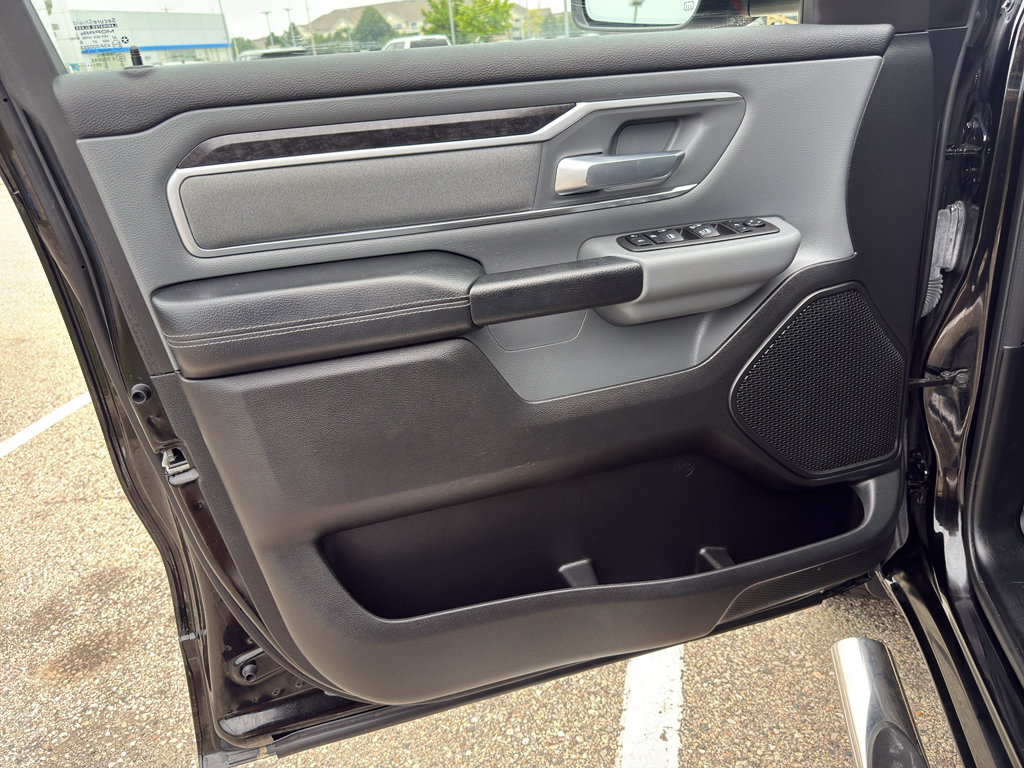 Used 2022 RAM 1500 Big Horn AWD/4WD image 13