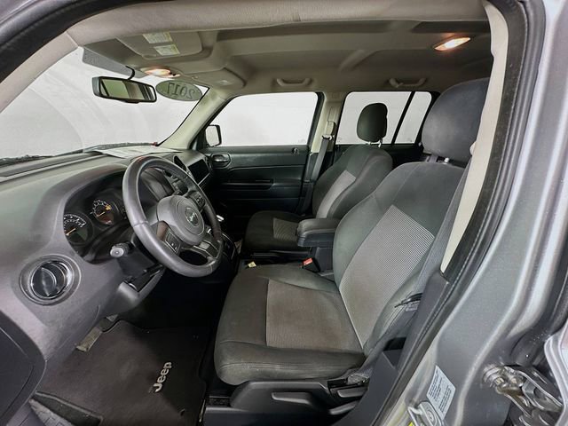 Used 2017 Jeep Patriot Latitude image 23