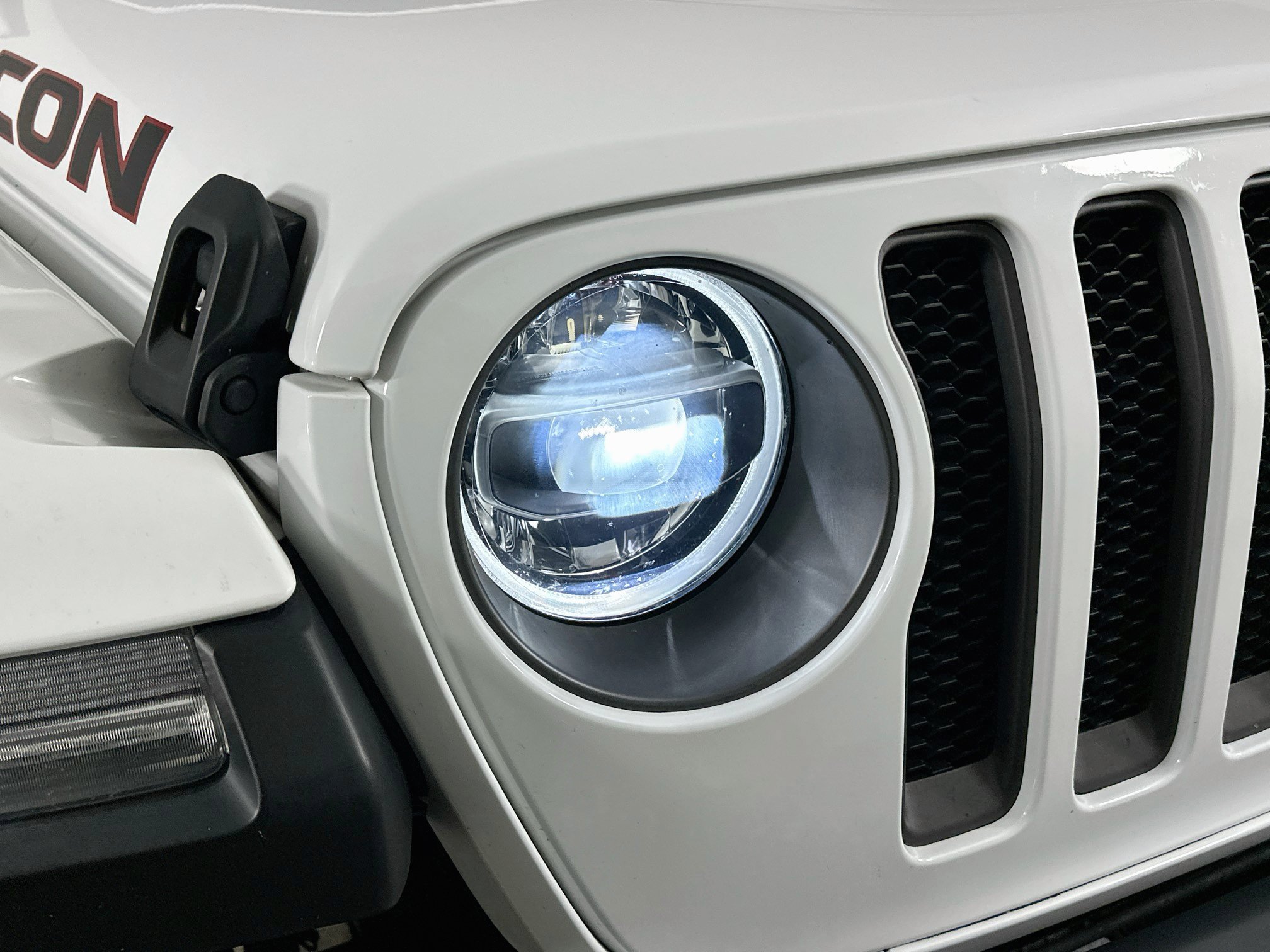 Used 2021 Jeep Wrangler Unlimited Rubicon AWD/4WD image 9