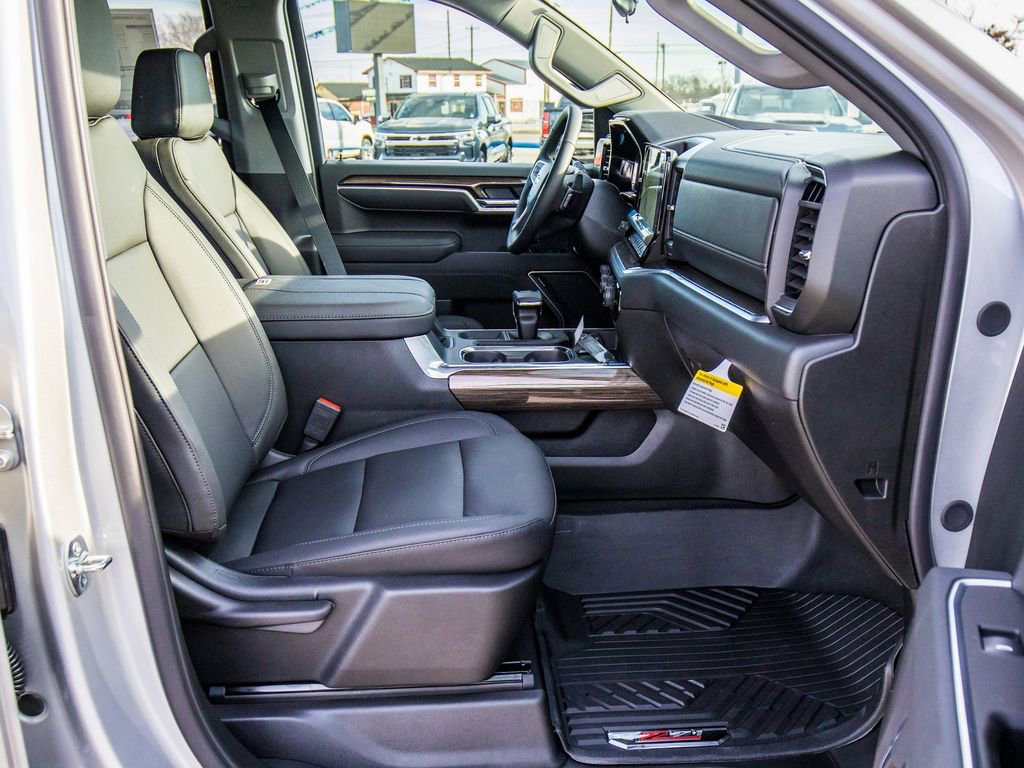 New 2026 Chevrolet Silverado 1500 LT w/ All Star Edition Plus image 14
