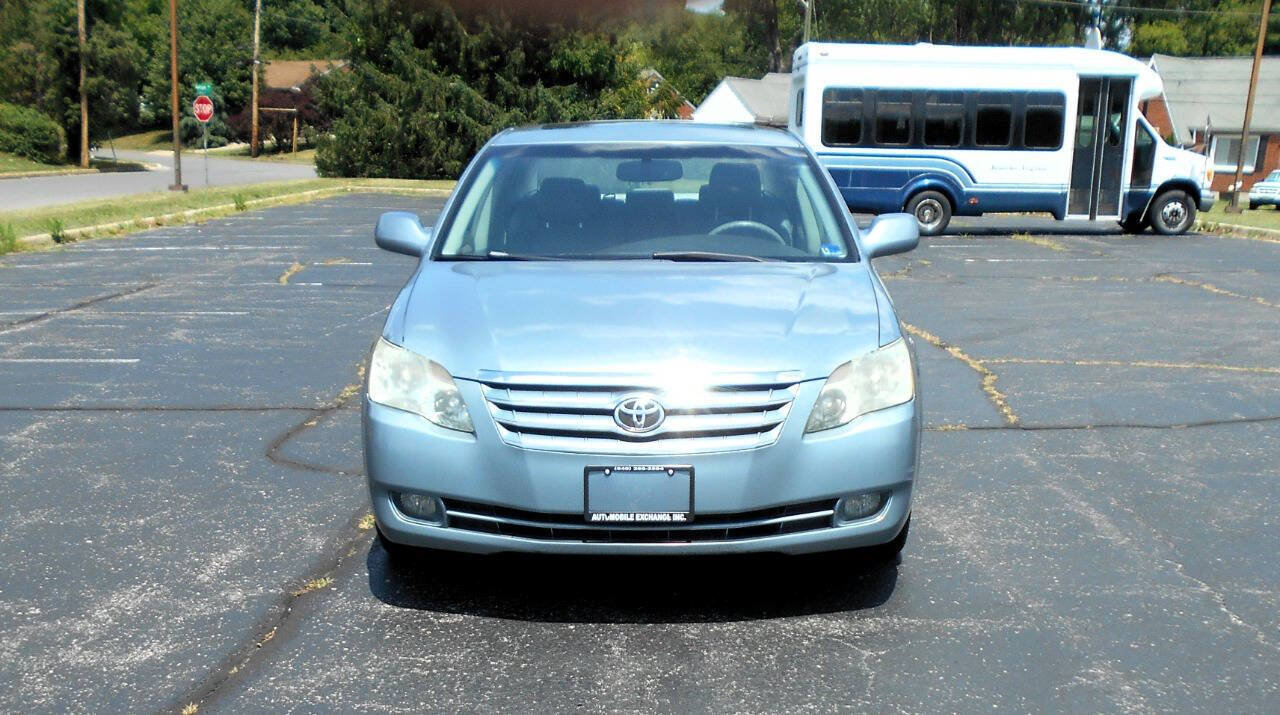Used 2006 Toyota Avalon XLS FWD image 3