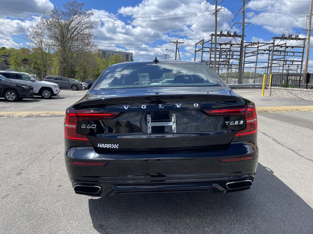 Used 2019 Volvo S60 T6 R-Design AWD/4WD image 4