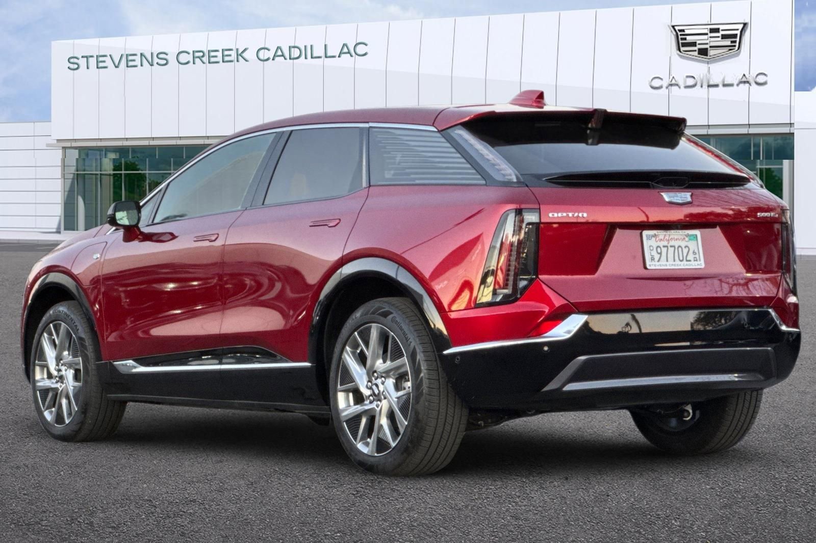 Certified 2025 Cadillac Optiq Luxury 1 image 5