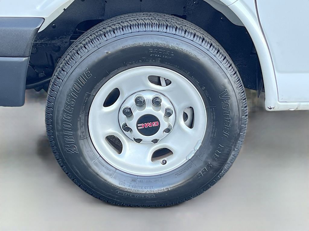 Used 2024 GMC Savana 2500 w/ Driver Convenience Package image 28