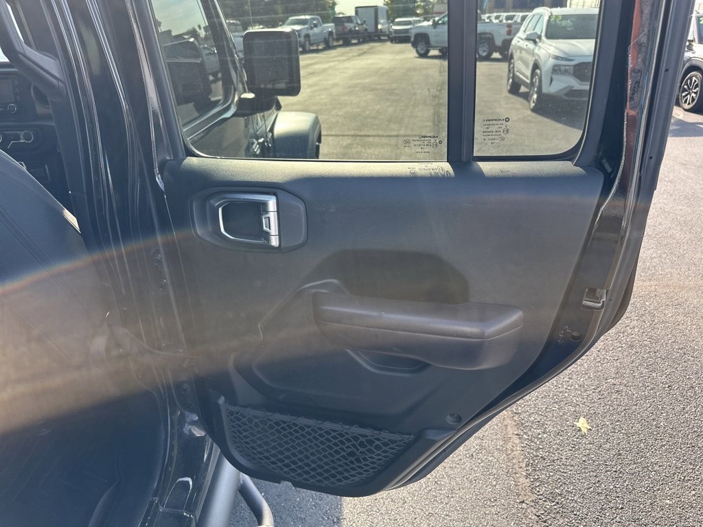 Used 2018 Jeep Wrangler Unlimited Sport S image 16