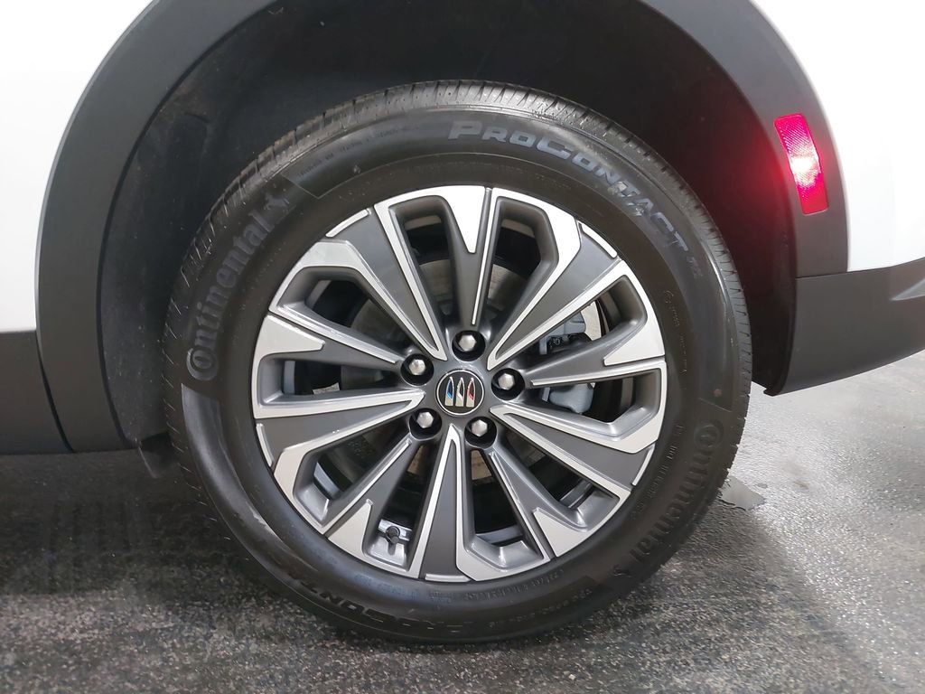 Used 2025 Buick Envision Preferred image 33