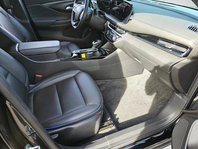 Used 2024 Buick Envista Sport Touring w/ Convenience I Package image 18