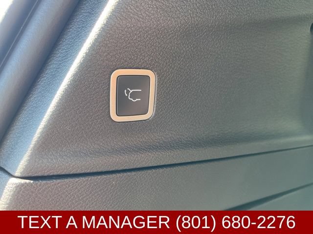 New 2026 Chrysler Pacifica Select FWD image 10