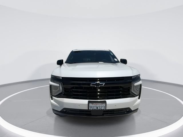 Used 2025 Chevrolet Tahoe RST AWD/4WD image 3