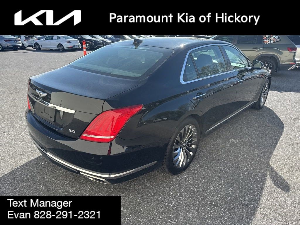 Used 2017 Genesis G90 5.0 Ultimate image 9