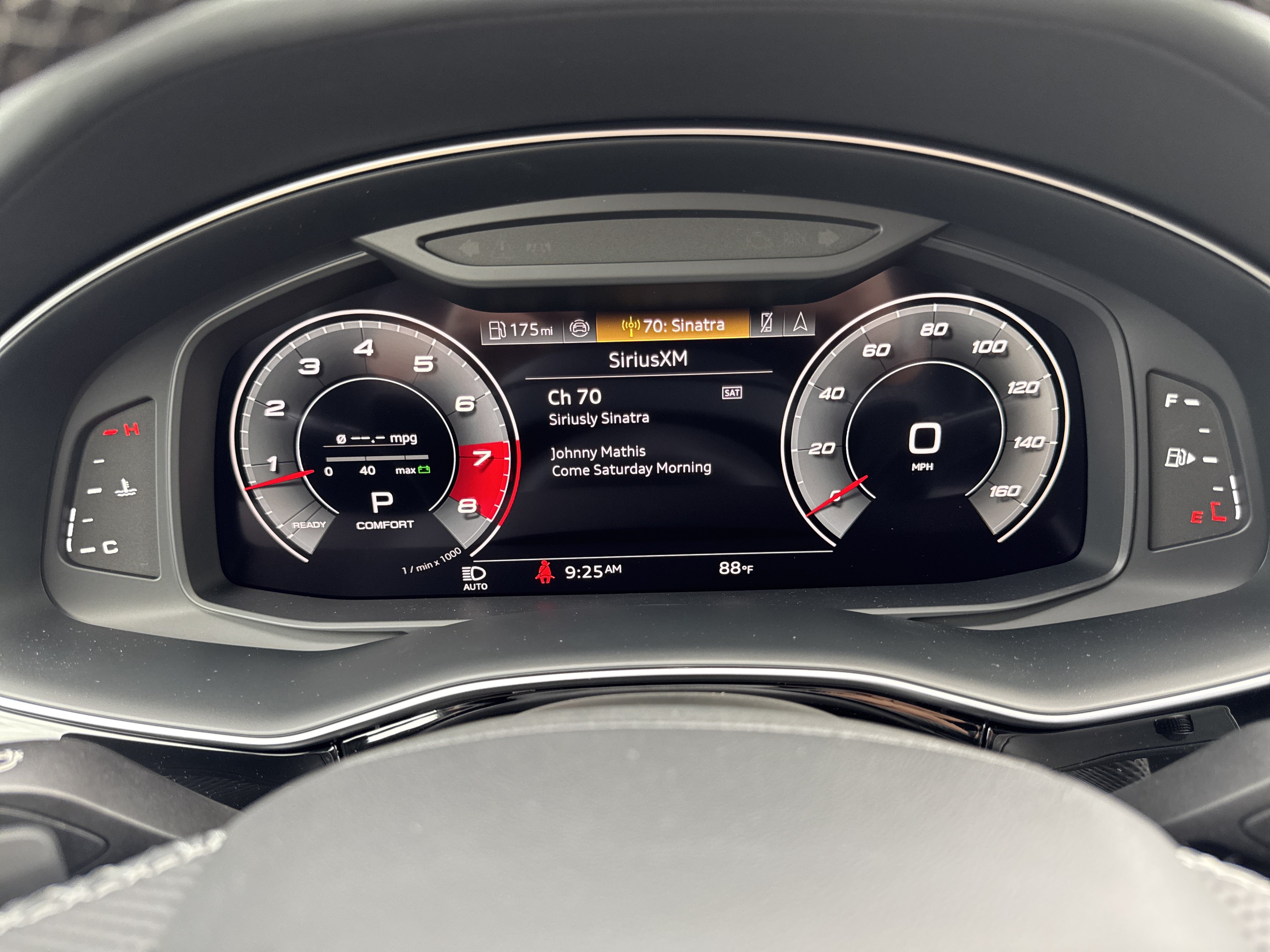 New 2026 Audi SQ8 Prestige AWD/4WD image 33