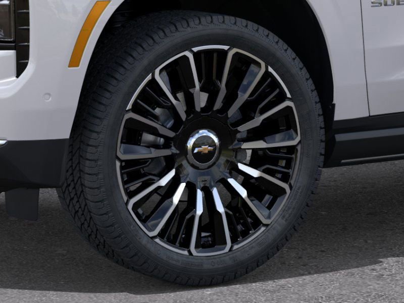 New 2025 Chevrolet Suburban High Country image 9