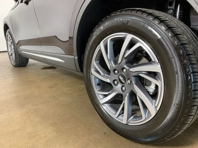 Used 2023 Lincoln Corsair AWD w/ Equipment Group 101A image 15
