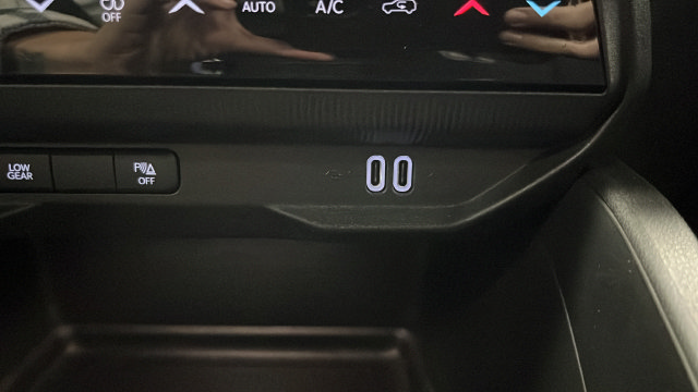 New 2027 Jeep Cherokee Laredo AWD/4WD image 29