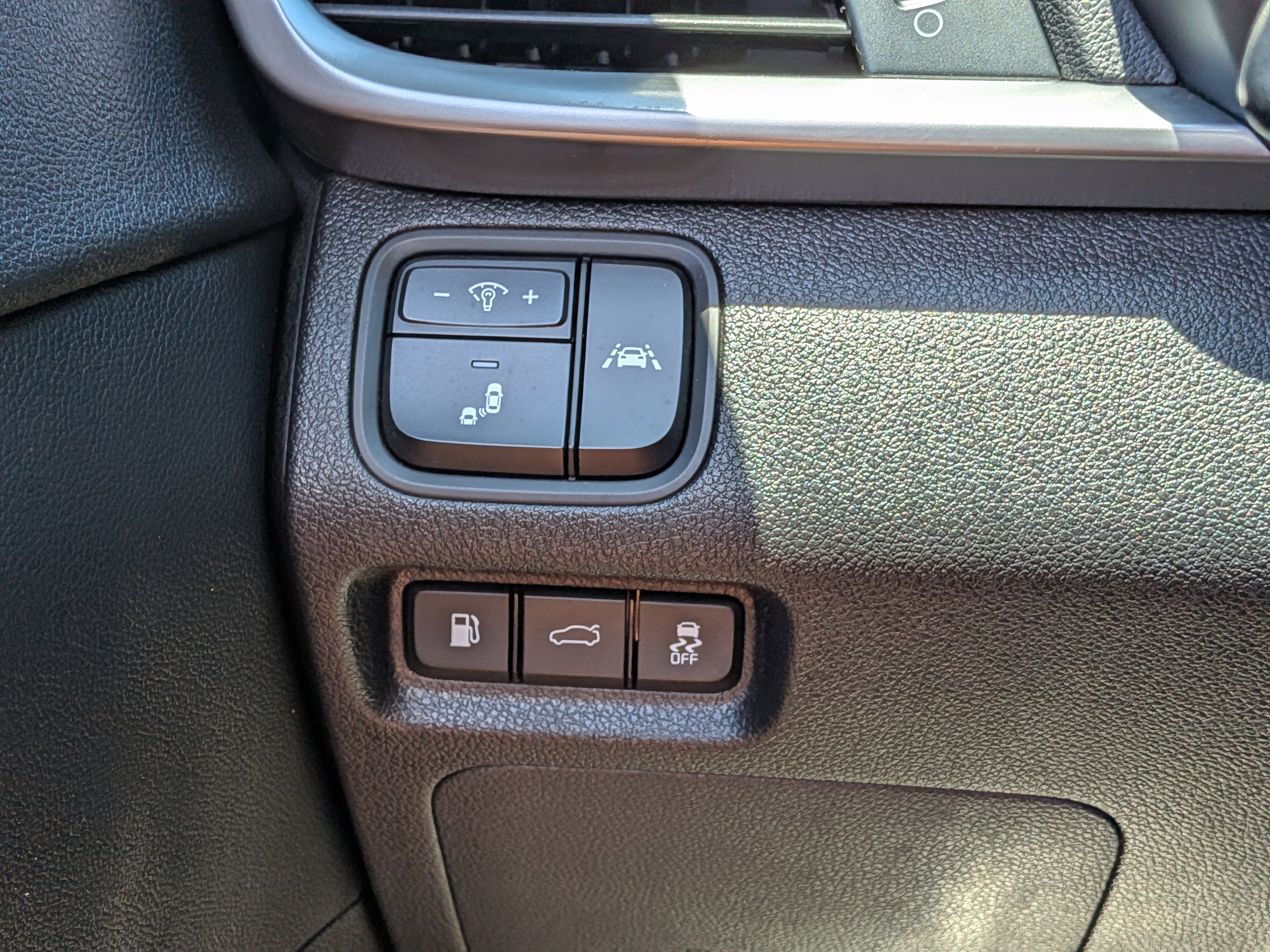 Used 2020 Kia Optima SE FWD image 21