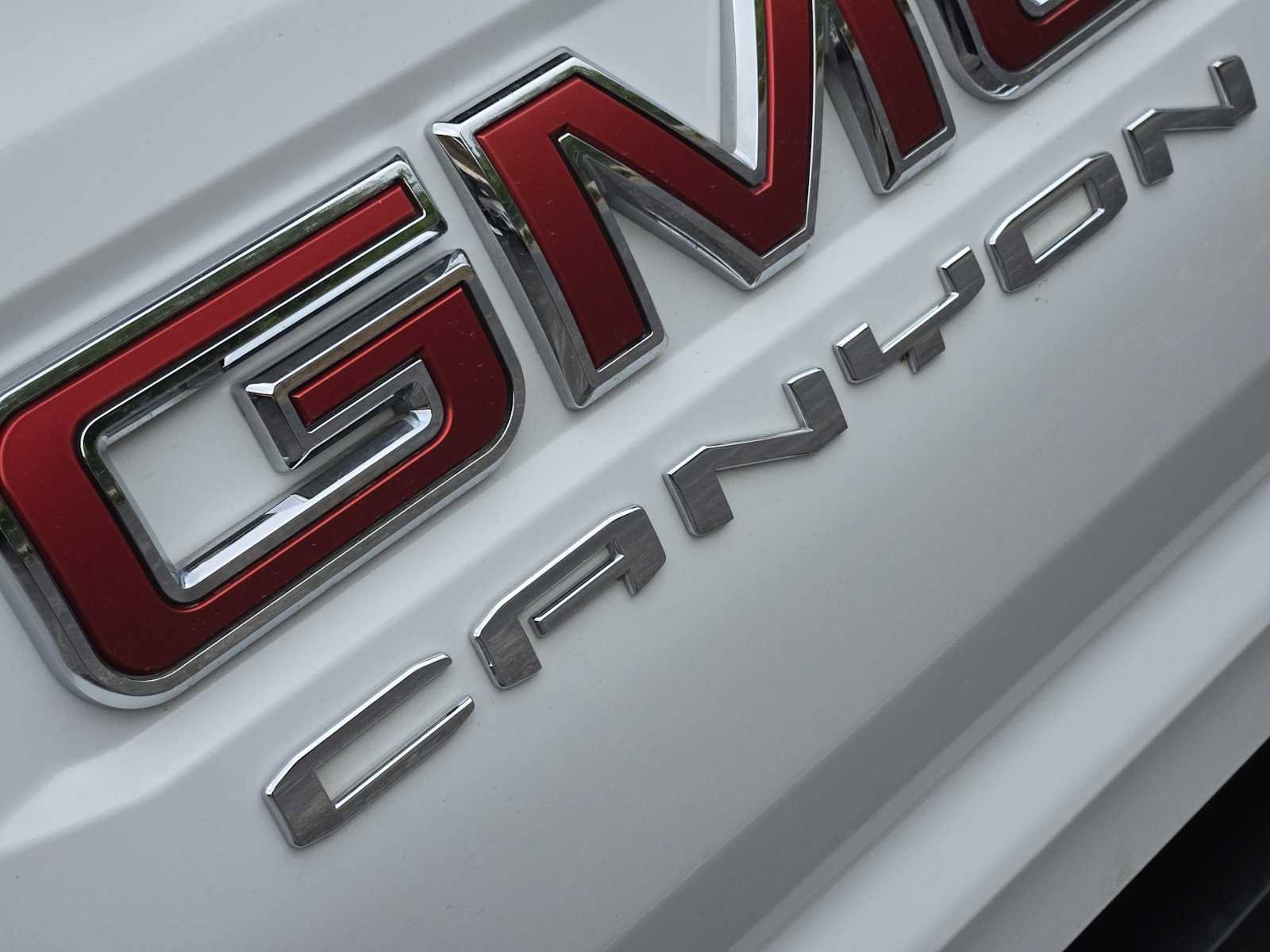 Certified 2023 GMC Canyon Elevation w/ Elevation Premium Package image 11