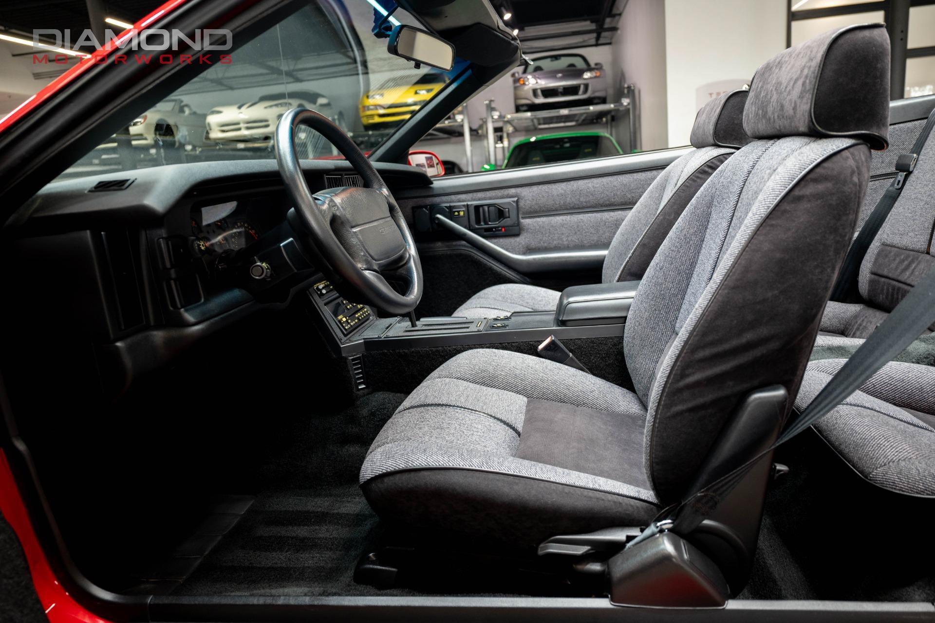 Used 1992 Chevrolet Camaro RS RWD image 90
