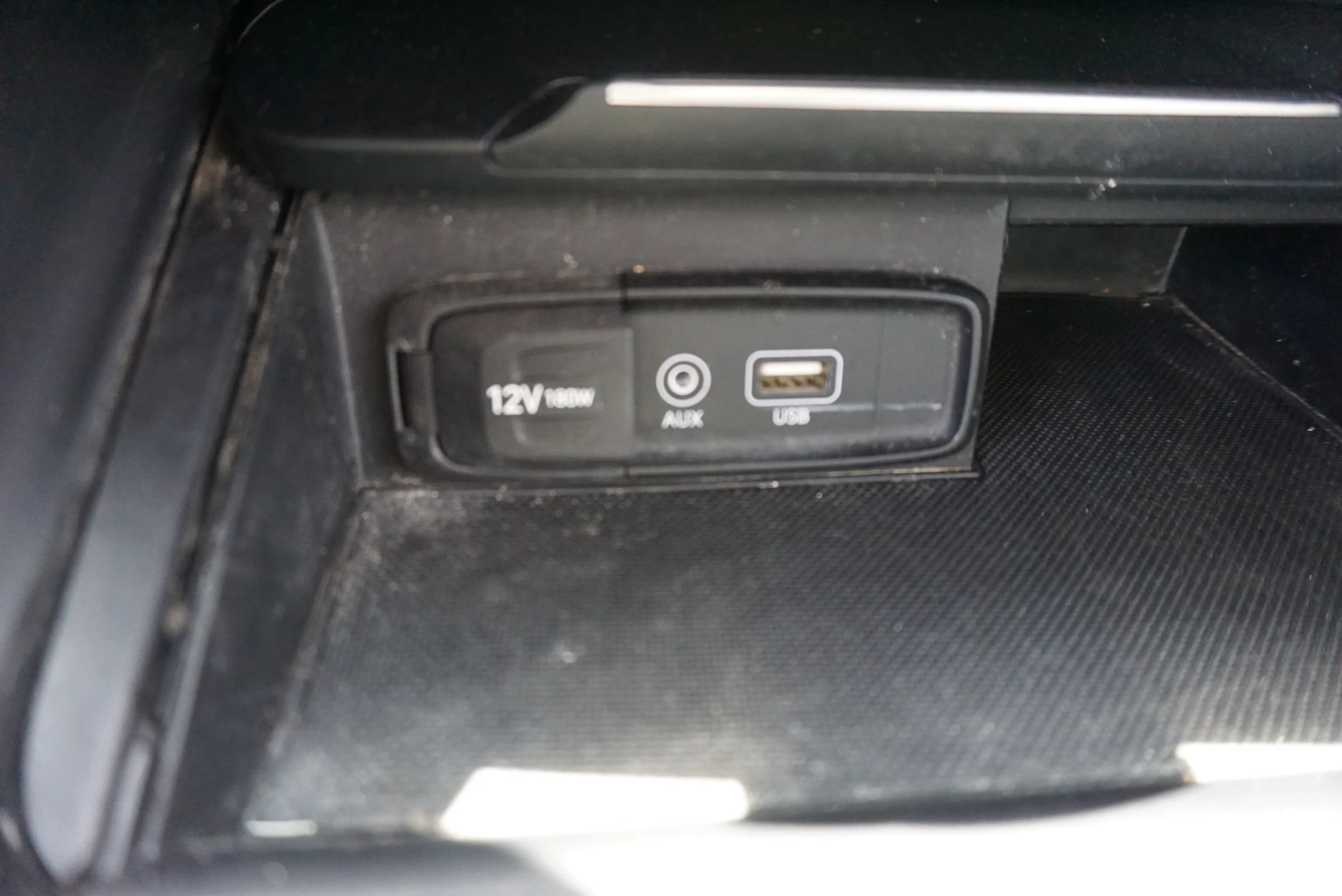 Used 2021 Genesis G70 2.0T RWD image 24