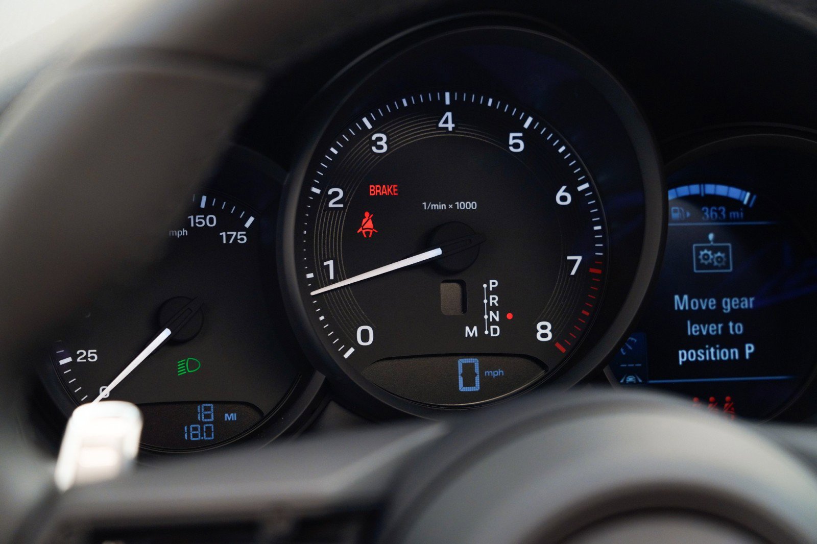 New 2026 Porsche Macan image 26