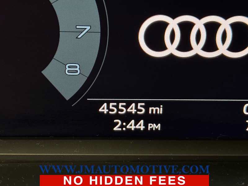 Used 2025 Audi Q3 2.0T Premium AWD/4WD image 22